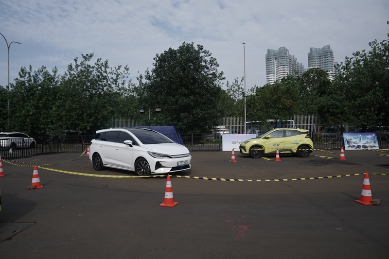 Area test drive ekslusif BYD dipadati pengunjung IIMS 2026
