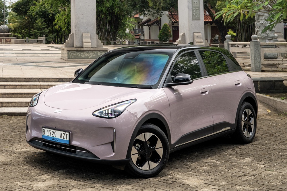 EX2 jadi opsi EV entry level dari Geely