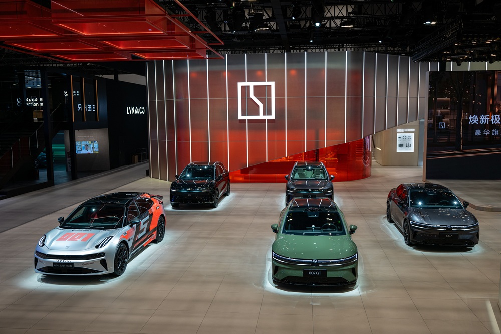 Zeekr 007, 007 GT, dan 001 Anniversary Edition