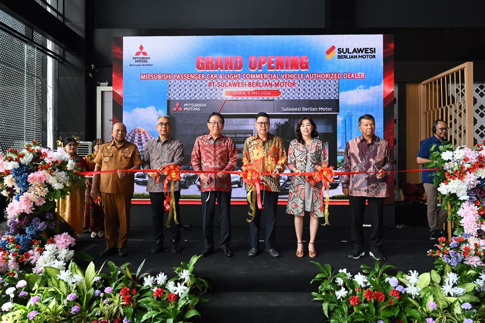 Seremoni pembukaan dealer Mitsubishi Motors SBM Gowa