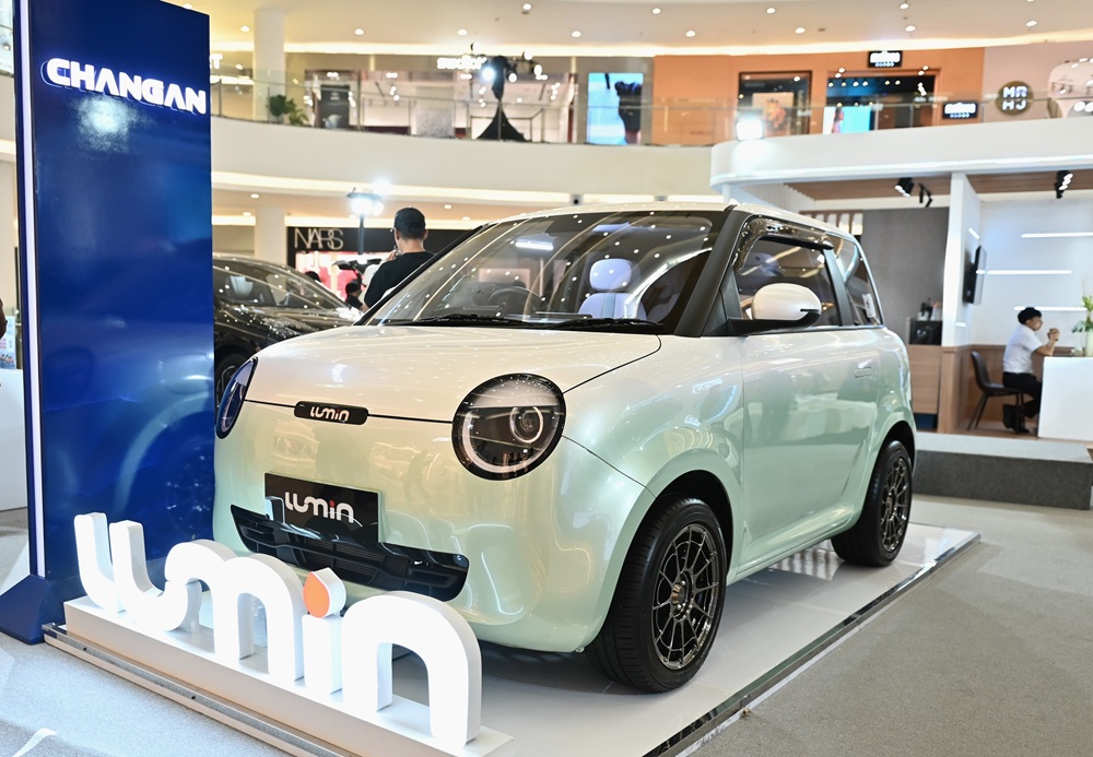 Changan Lumin menghiasi lantai pameran