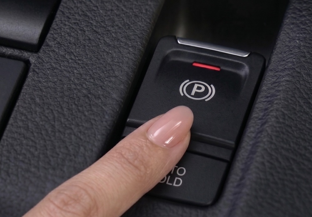 Fitur Electric Parking Brake di Suzuki Grand Vitara