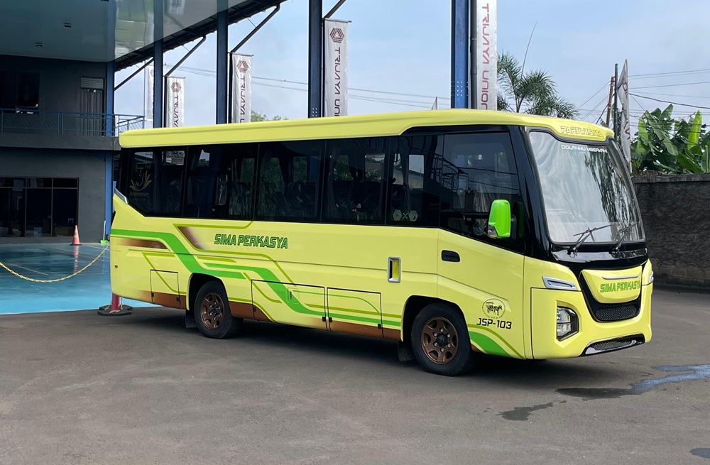 Hino Bus 115 SDBL
