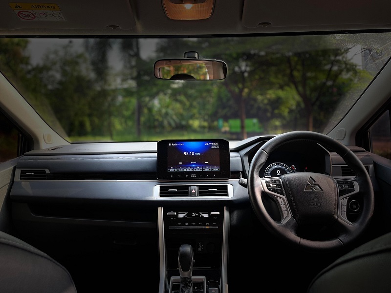 Interior Mitsubishi Xpander Cross