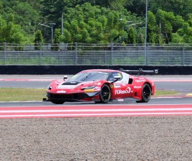 Sean Gelael di sesi practice di GT World Challenge Asia 2026