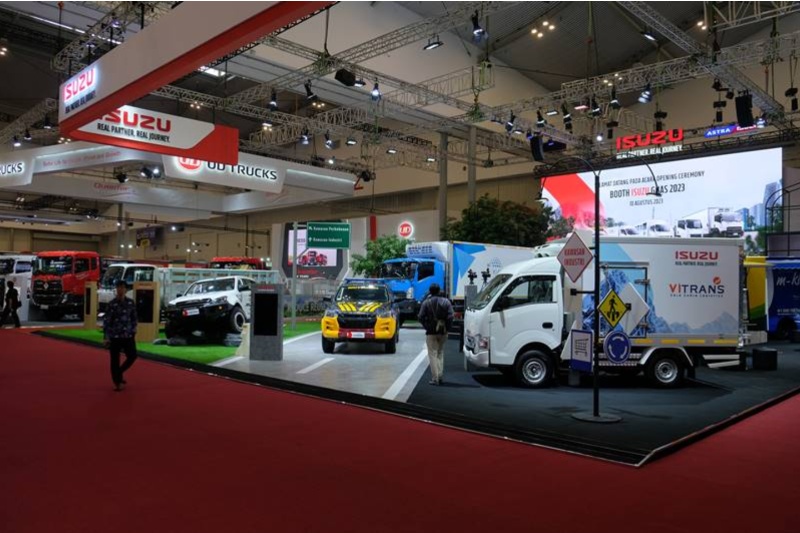 Booth Isuzu