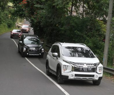 Ilustrasi mobil penggerak roda depan