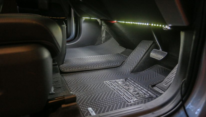 MAXMAT DURALINER, karpet mobil berbahan PVC yang presisi