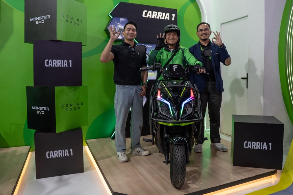 Seremoni peluncuran Carria 1