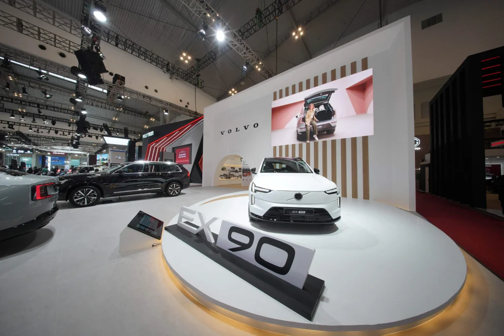 desain mewah volvo ex90 giias 2026 indonesia