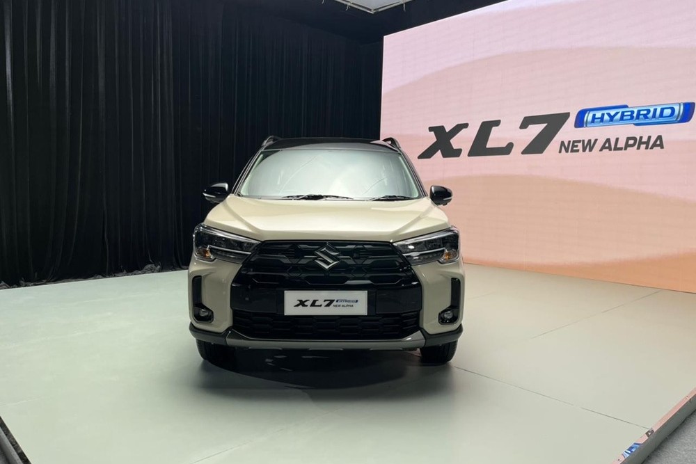 Eksterior Suzuki New XL7 2026