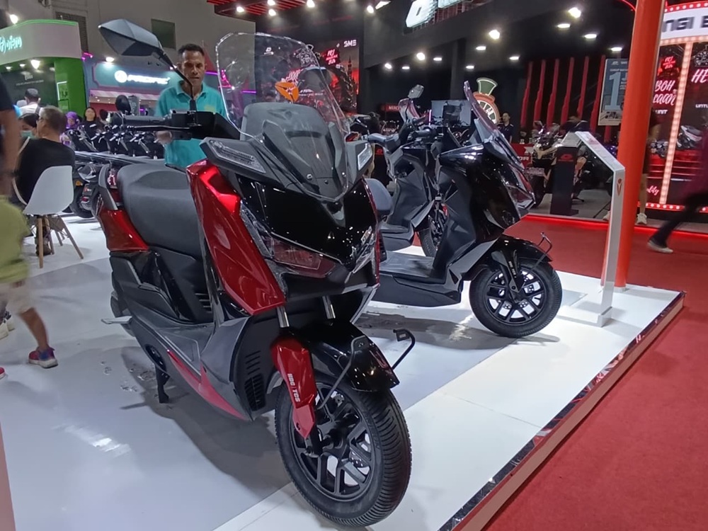 Yadea GT80, skutik besar rival Yamaha NMax