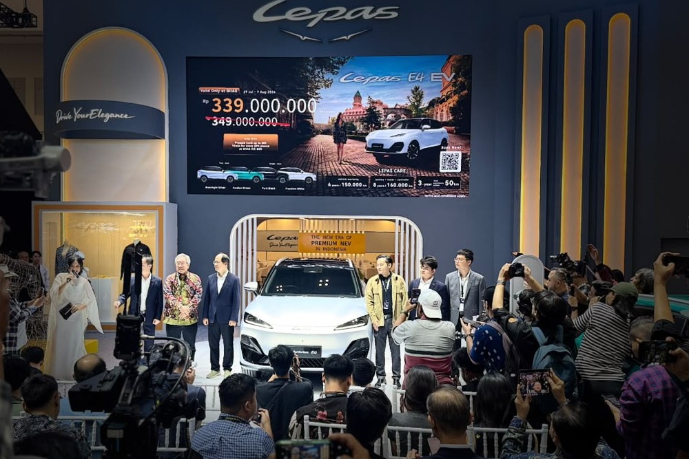 Pengumuman harga LEPAS E4 EV di GIIAS 2026