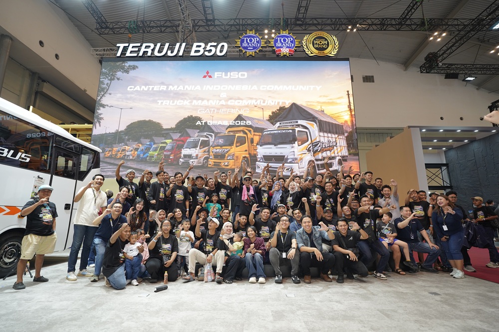 Kunjungan Canter Mania ke booth Mitsubishi Fuso di GIIAS 2026