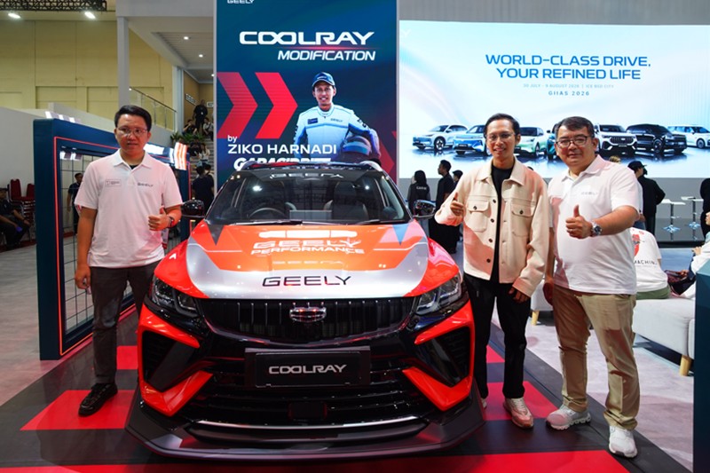 Geely Coorlay Racing Style garapan Garasi Drift
