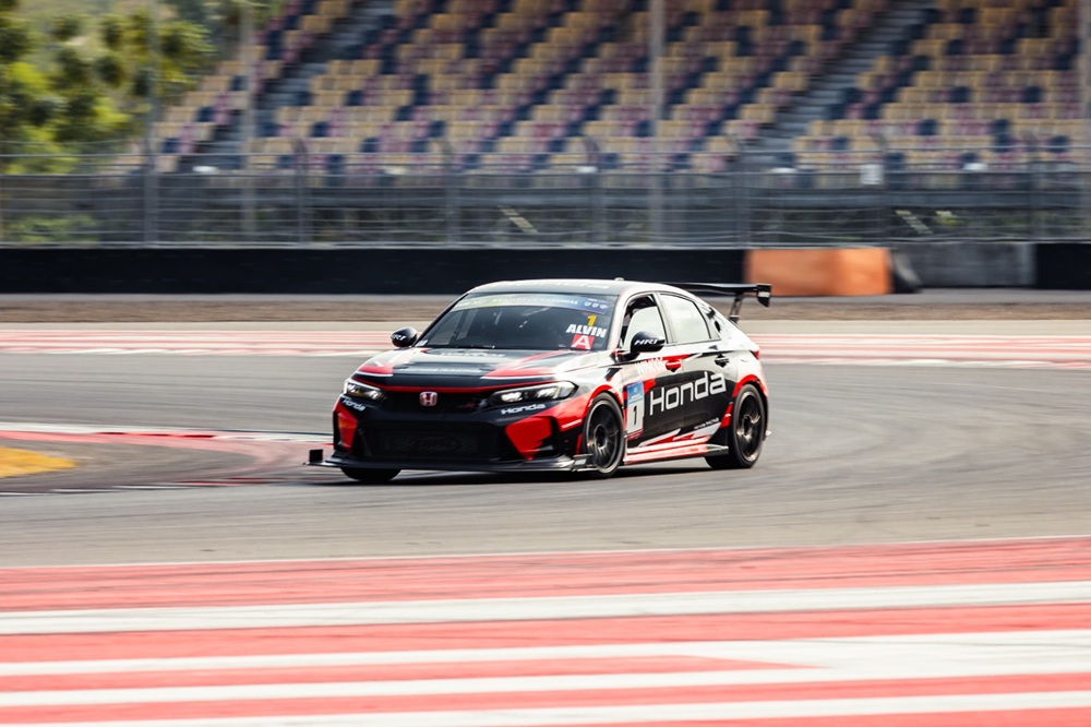 Alvin Bahar bersaing ketat dikelas ITSCR bersama Honda Civic Type R