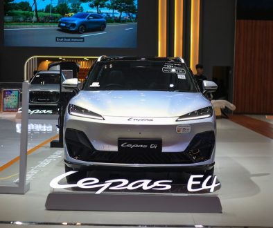 Kolaborasi LEPAS dan Jakarta Fashion Week di GIIAS 2026