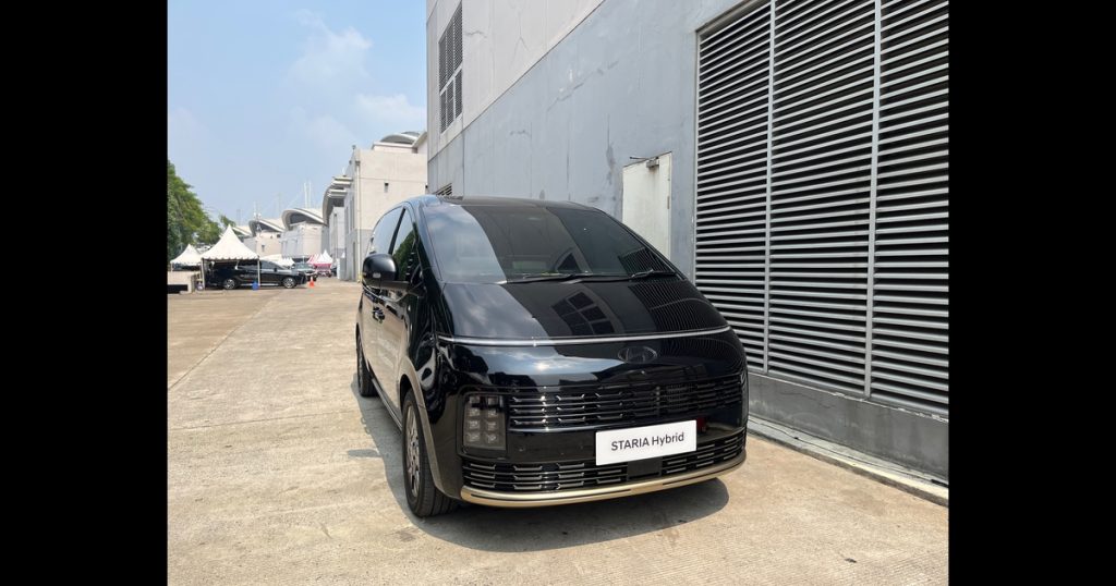 launching hyundai staria hybrid giias 2026 indonesia