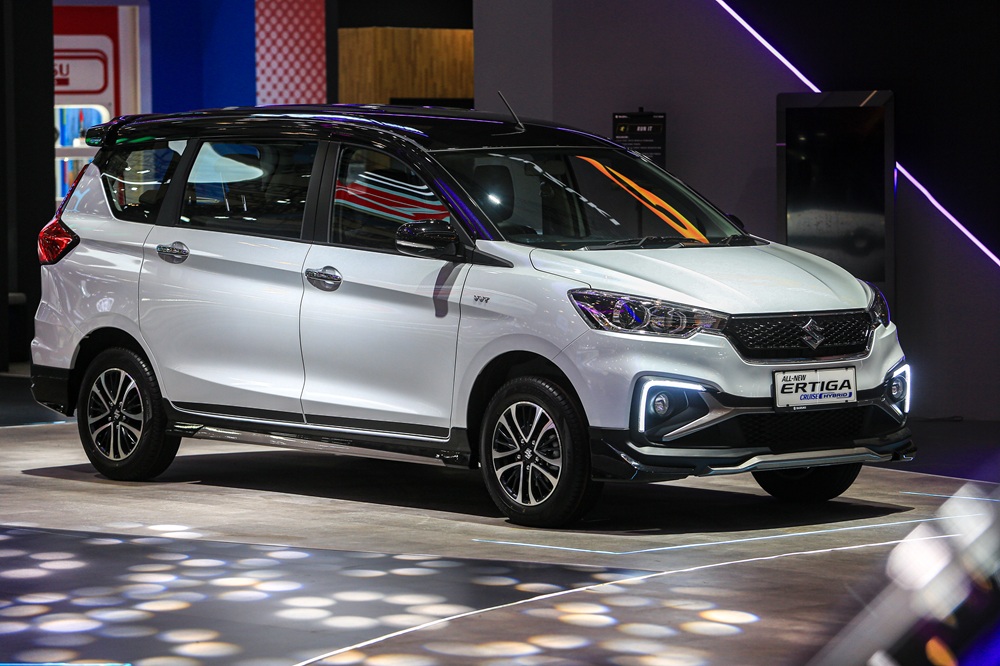 Suzuki Ertiga Hybrid varian Cruise punya tampilan yang beda