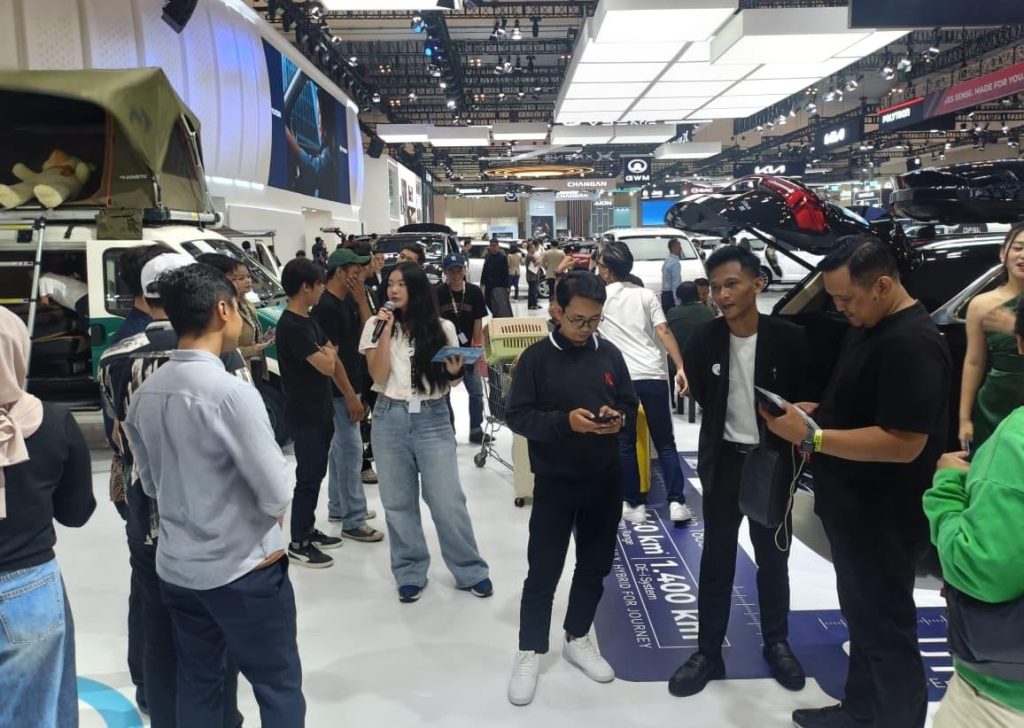 pengunjung giias 2026 padati booth dfsk indonesia
