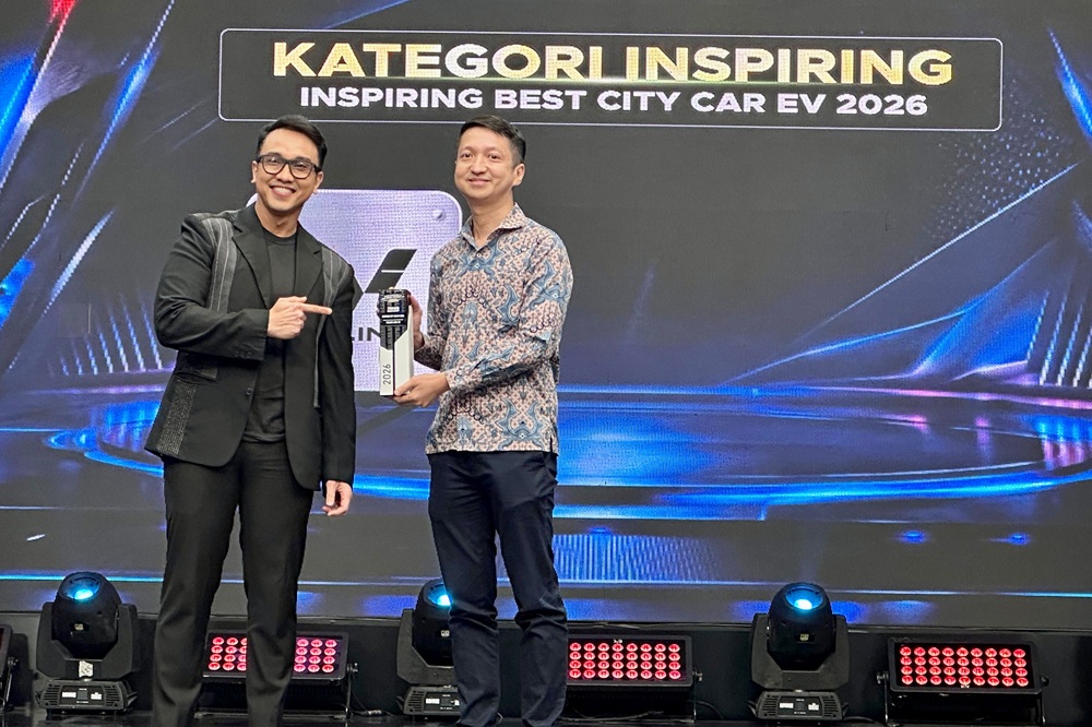 Penghargaan untuk Aira ev di Indonesia Automotive Awards 2026