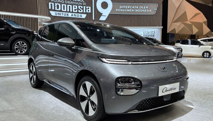 Wuling New Cloud EV SE