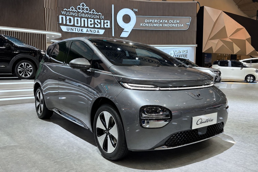 Wuling New Cloud EV SE