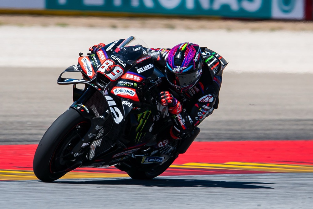 Podium untuk tim Aprilia Racing di Motorland Aragon